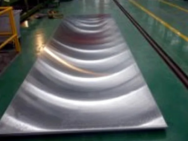 Stainless steel plate with polished surface